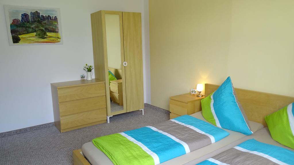 Ferienwohnung "Moeller" Rathmannsdorf Esterno foto